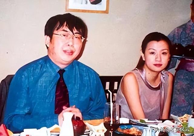 聂卫平去世不到一天，小23岁妻子过往被扒	，原来她才是人间清醒