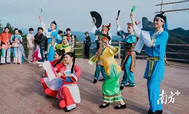 60多国旅游达人齐聚韶关，丹霞山用山水与非遗“实力圈粉”