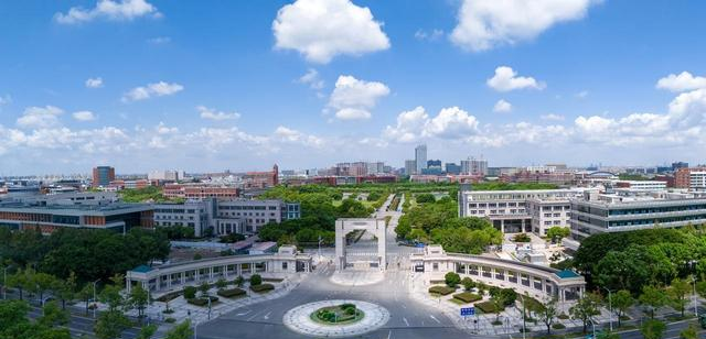 32所大学入选国家级大学计划，代表未来工科培养方向