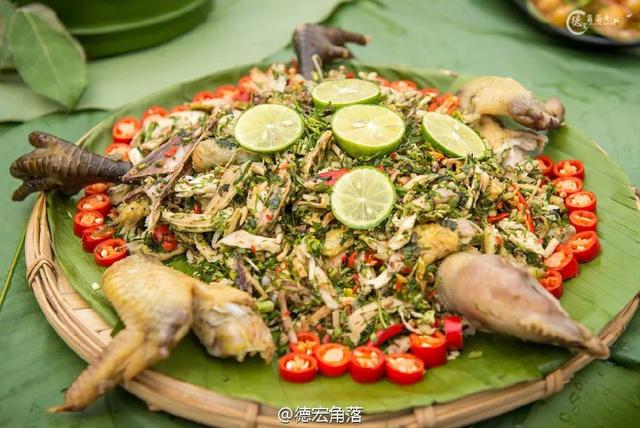 云南边陲21℃小城，比版纳好吃10倍，有多低调，就有多宝藏！