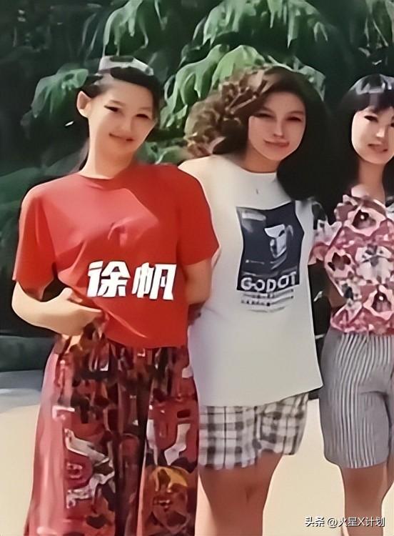 善恶终有报！58岁被曝离婚传闻的徐帆，终究躲不过“反噬”的因果