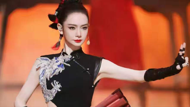 陪玩陪睡只是冰山一角，合同纠纷，陪客旅行，舔手指，个个都荒唐