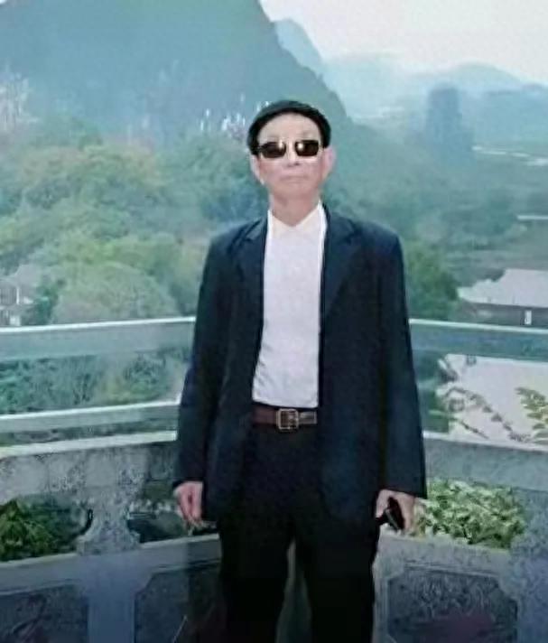 我干新闻二十年（之五）领导智燃聪，干群关系融。