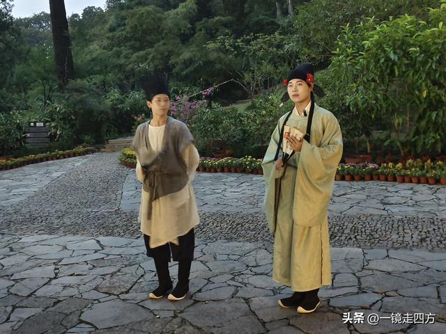 苏州虎丘打造夜游庙会迎双节，闭园时间延长到晚上九点