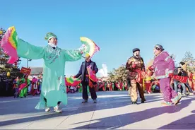 “欢欢喜喜过大年——歌游内蒙古 非遗贺新春”2025年呼和浩特新春文化庙会启幕图片