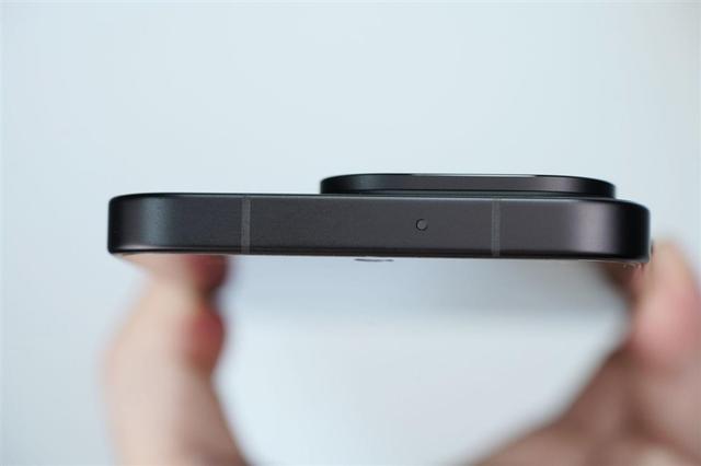 最强的超质感标准版！OPPO Find X9评测: 高参数高体验