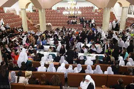 以色列有儿童遭火箭弹袭击！图片