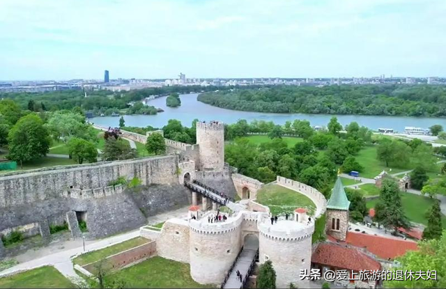 波-塞旅游准备(塞尔维亚篇):不租车能去哪几个城市?怎么去?玩什么