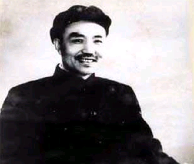 他无职务无军衔，评级时却惊动毛主席，最后特批的待遇比大将还高