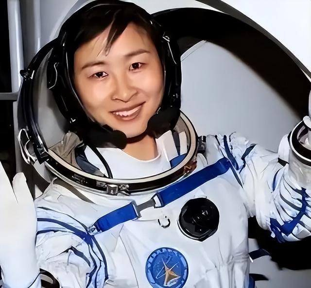 女航天员飞往太空前，为什么要吃避孕药？这是为了防止发生什么？