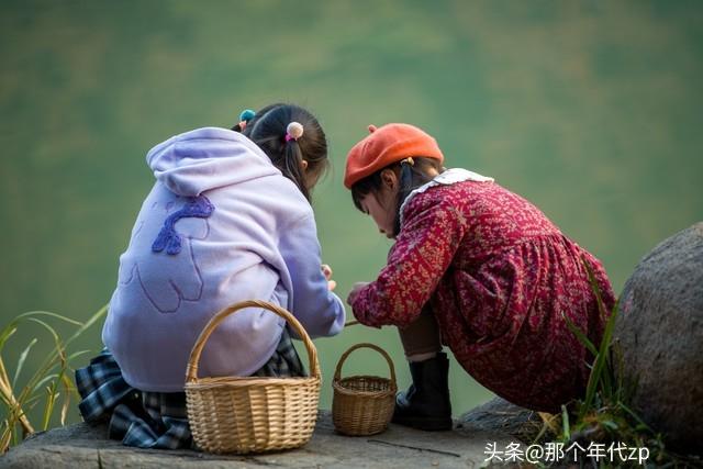 溪涧淌着暑气里的甜