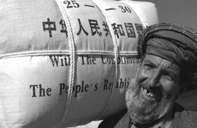 比越南还要白眼狼！中国决定撤离援助后，如今想回头也来不及了