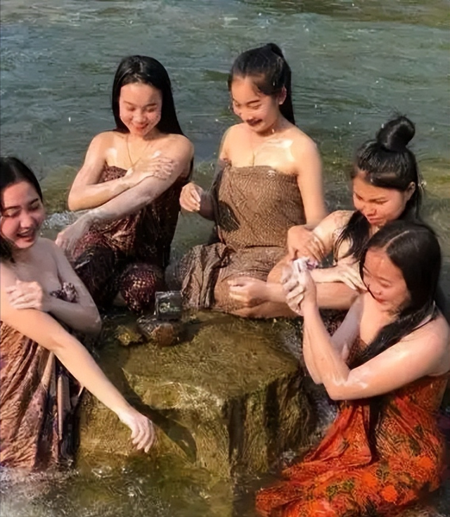亚洲最穷国，落后中国30年，女性却惊人开放，很多土豪都想去定居