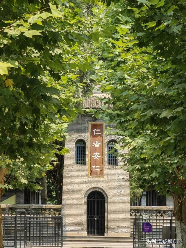 冷冷冷，想去成都周边“泡”起！