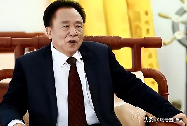 包养多名个情妇，生下11个私生子，75岁还在潜逃要生娃！他是谁？