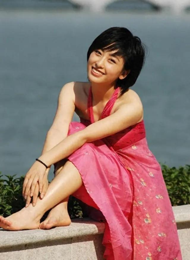 被张铁林玩弄感情后	，又嫁给“臭名昭著”的他，现知道她有多精明