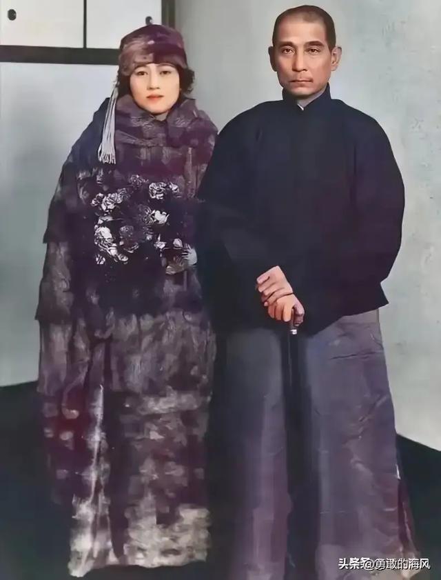 这是孙中山和宋庆龄的最后一张合影	，