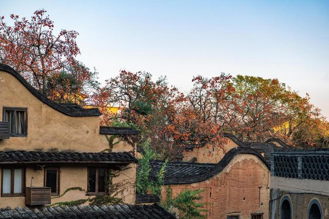 11月-12月，秋冬值得去的6个古村镇，秋景巅峰，满满烟火气