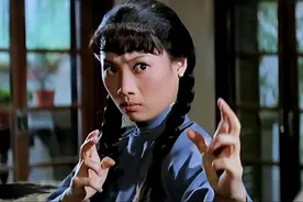 港片中红极一时的10位武打女星现状：有人离世，有人63岁还没结婚图片