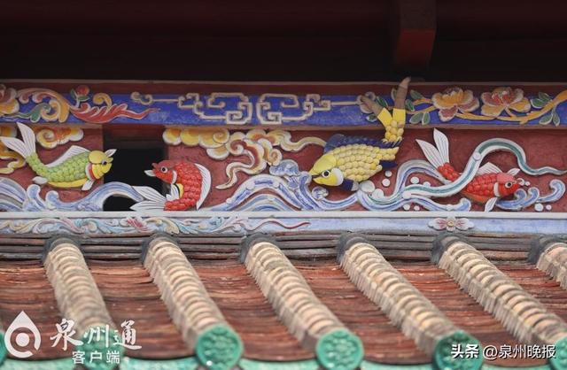 请抬头，给你好看！燕尾脊、剪瓷雕与山花勾勒古城“空中艺术长廊”