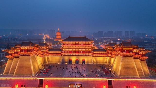 谁说河南只有少林寺？洛阳这波操作，把郑州开封都整不会了。