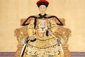 乾隆时期清王朝达到顶峰，选择嘉庆作为皇位继承人图片