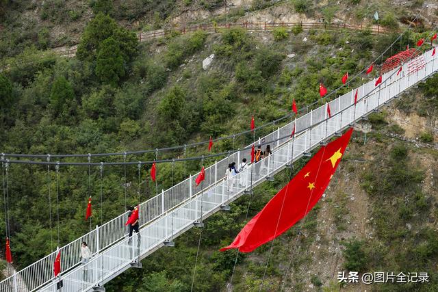 山西襄汾：游玩龙澍峪 赏苗侗风情
