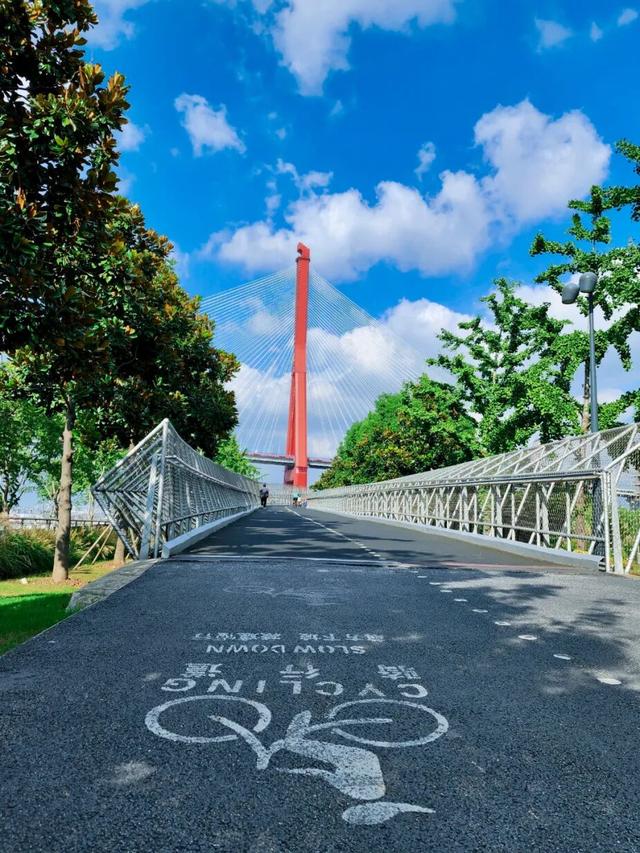 叮！你有一份上海秋日漫步地图待解锁→