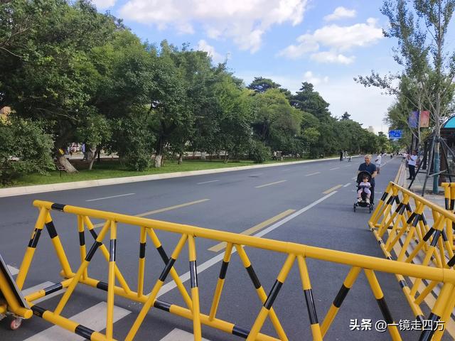 周末16点，长春新民大街又准时变身步行街，市集和舞台开放