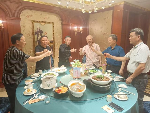 万州会战友（38军113师337团），夜游万州三峡平湖