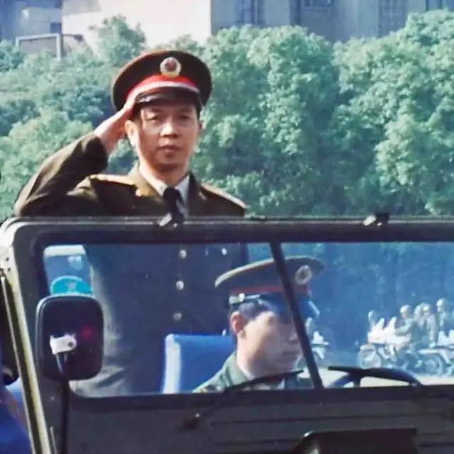 美篇：枫 叶 红 了