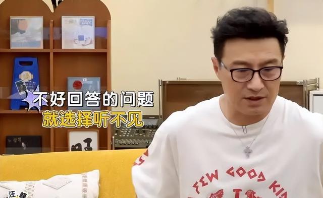 汪峰不装了！森林北生病，他却带着女儿地里挖白菜，章子怡躺赢了