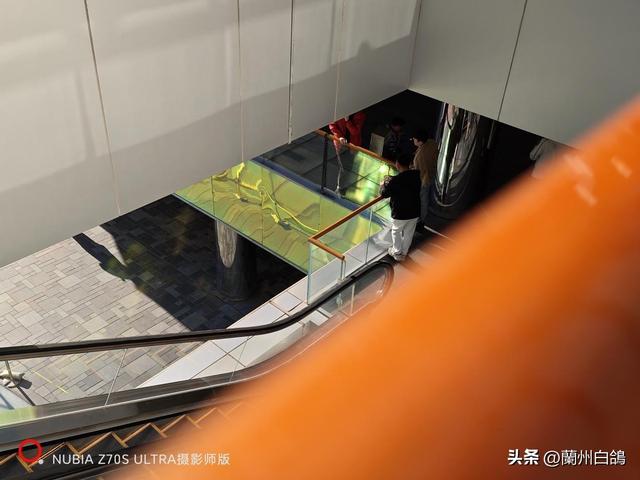 人文之神：努比亚 Z70S Ultra 摄影师版上手体验