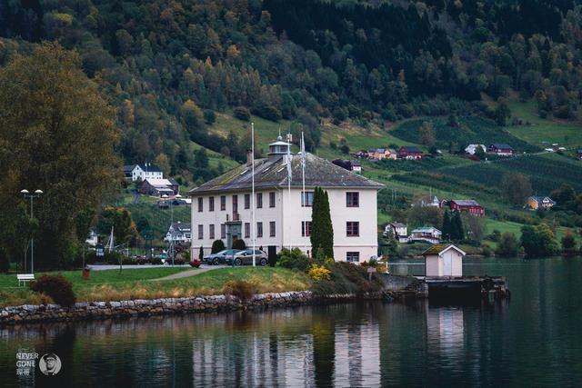 挪威秋韵，峡湾森境