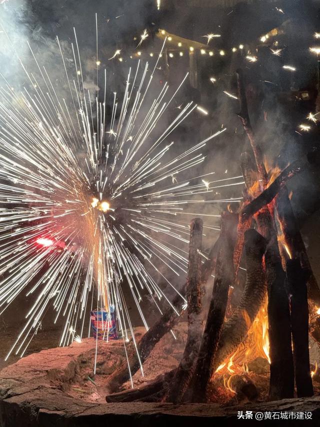 双增长！共接待游客20.88万人次 看黄石一城区红红火火迎新年