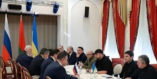 “普京国师”提醒中国：一旦决定武力统台，千万别再犯普京的错误