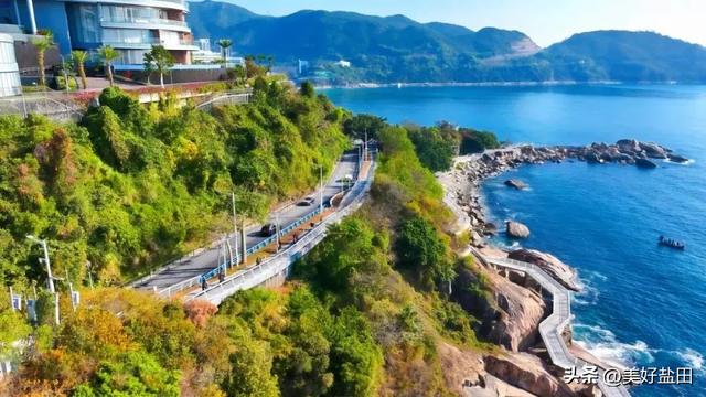 吹海风 . 听浪声 . 追日落！盐田骑行100%的治愈！