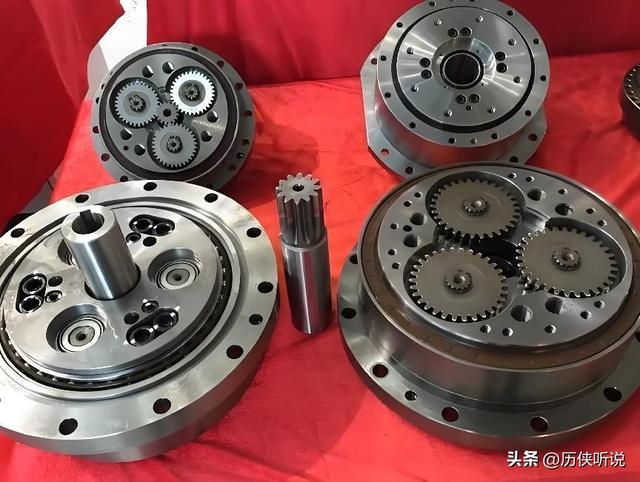 打破日企30年垄断！国产科技成功突围，机器人产业迎来新机遇