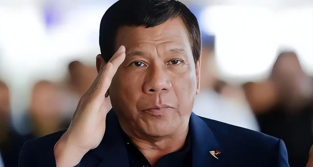 不忍了！菲律宾民众彻底爆发，示威者涌上街头：总统必须给说法，1.1 亿赃款退还，37 名权贵将入狱？