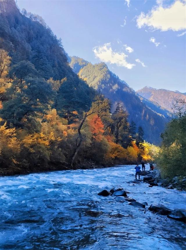 接下来2个月，这16个地方的秋色迎来“封神”之作，挑一个出发！