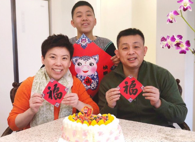 败光20亿、向洋人下跪、国籍问题，邓亚萍身上的标签到底是真是假