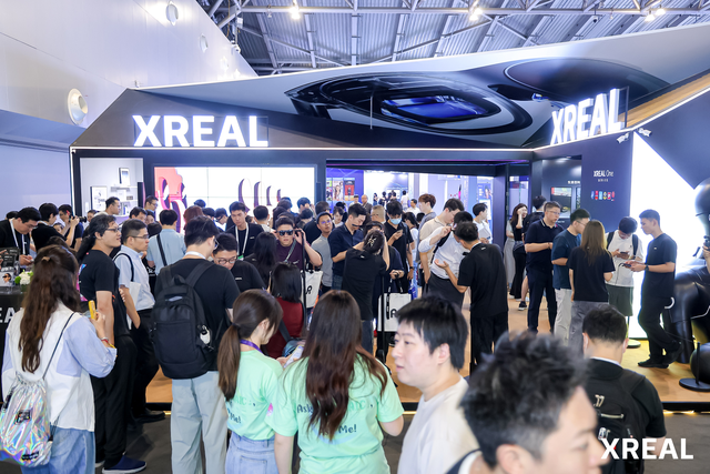 AR+AI开启智能终端“协同纪元”，XREAL亮相WAIC 2025