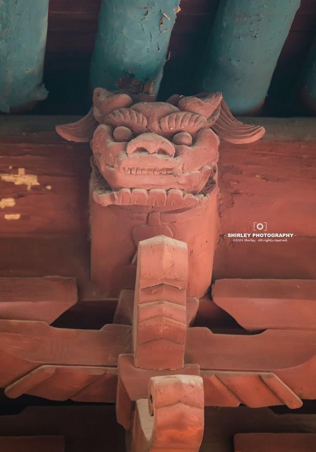 太原自驾2小时，抵达鲜为人知的“琉璃王国”，城内所有景点免费