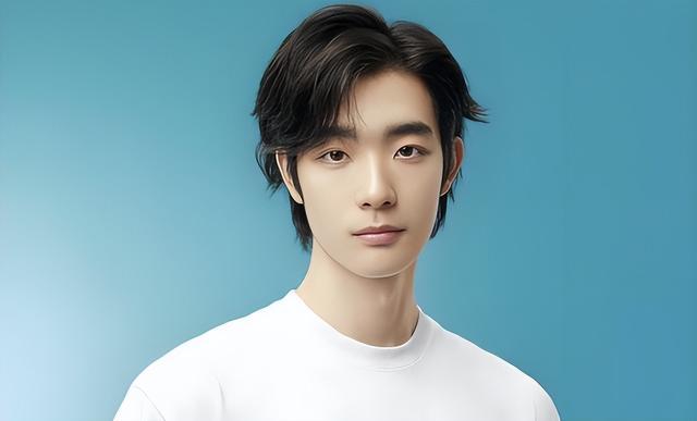 她是国家一级女演员，多次给坐轮椅丈戴绿帽，如今儿子也是演员