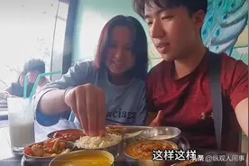 我想跟你结婚再去中国！尼泊尔妹妹见小伙第2面，主动喂饭、求爱图片