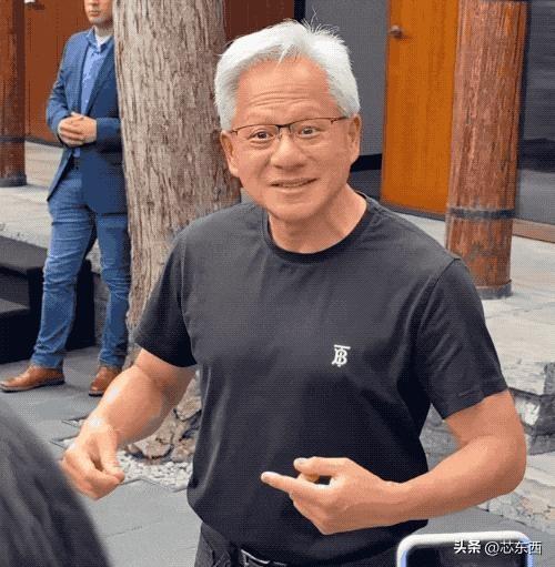 与黄仁勋对谈90分钟：54问无所不谈，夸雷军，赞华为，点名蔚小理