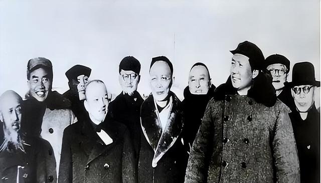 周、涛提议将解放军创始人毛泽东遗体埋在塔克拉玛干的提议妥不妥