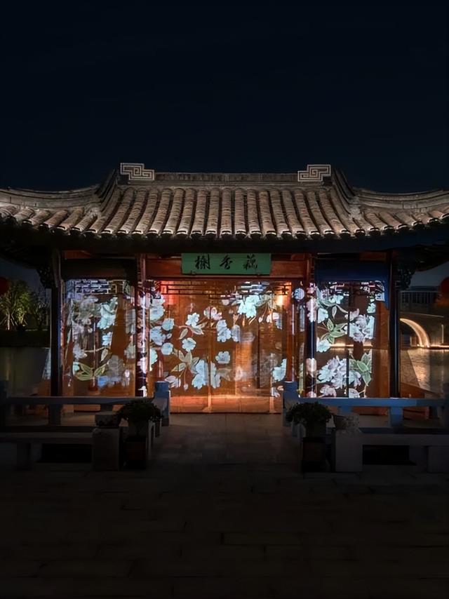 日落后出发，上海夜生活上新→