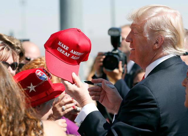 刚刚，特朗普与头号女粉彻底反目！决裂原因曝光，MAGA内战打响！