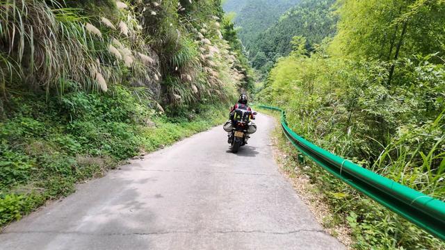 皖浙摩旅二人转——谷丰村篇